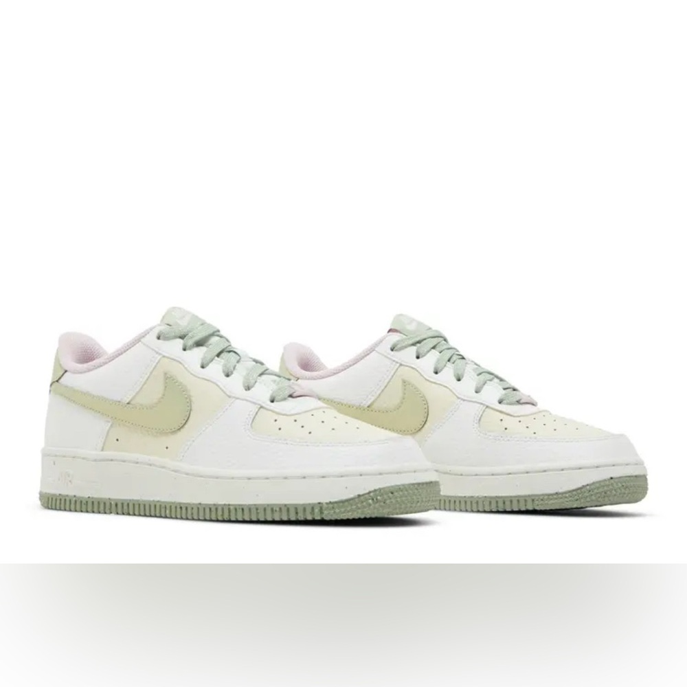 Nike AF1s Women’s 8